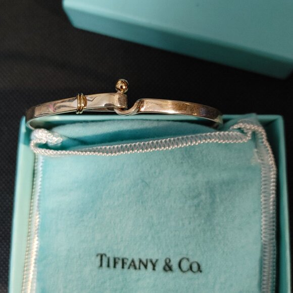 Iconic Tiffany & Company Sterling and 18K gold hook and eye bracelet - Picture 5 of 5